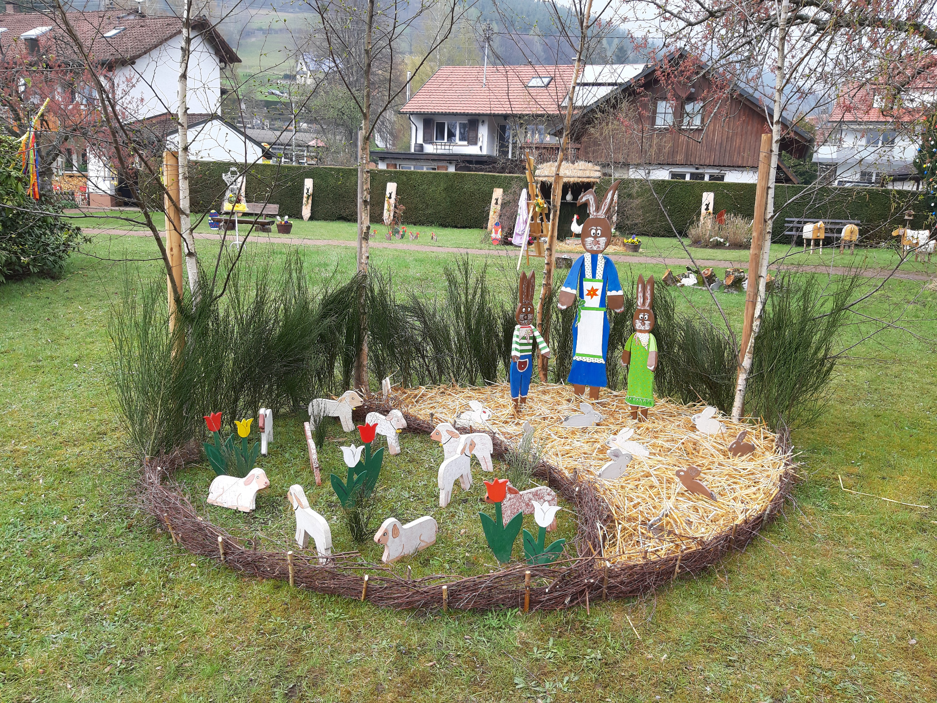 Park v centru vesnice o Velikonocích